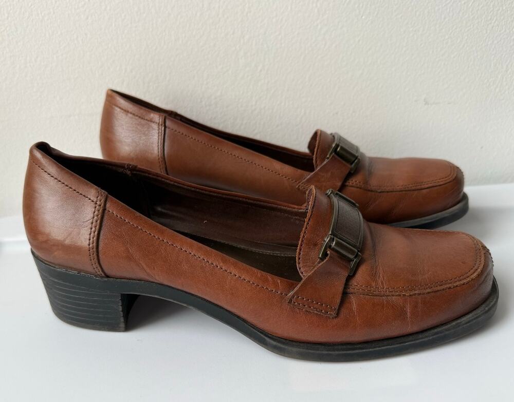 Predictions Leather Loafers Brown Chunky Heel Preppy Minimalist Shoes Womens 7